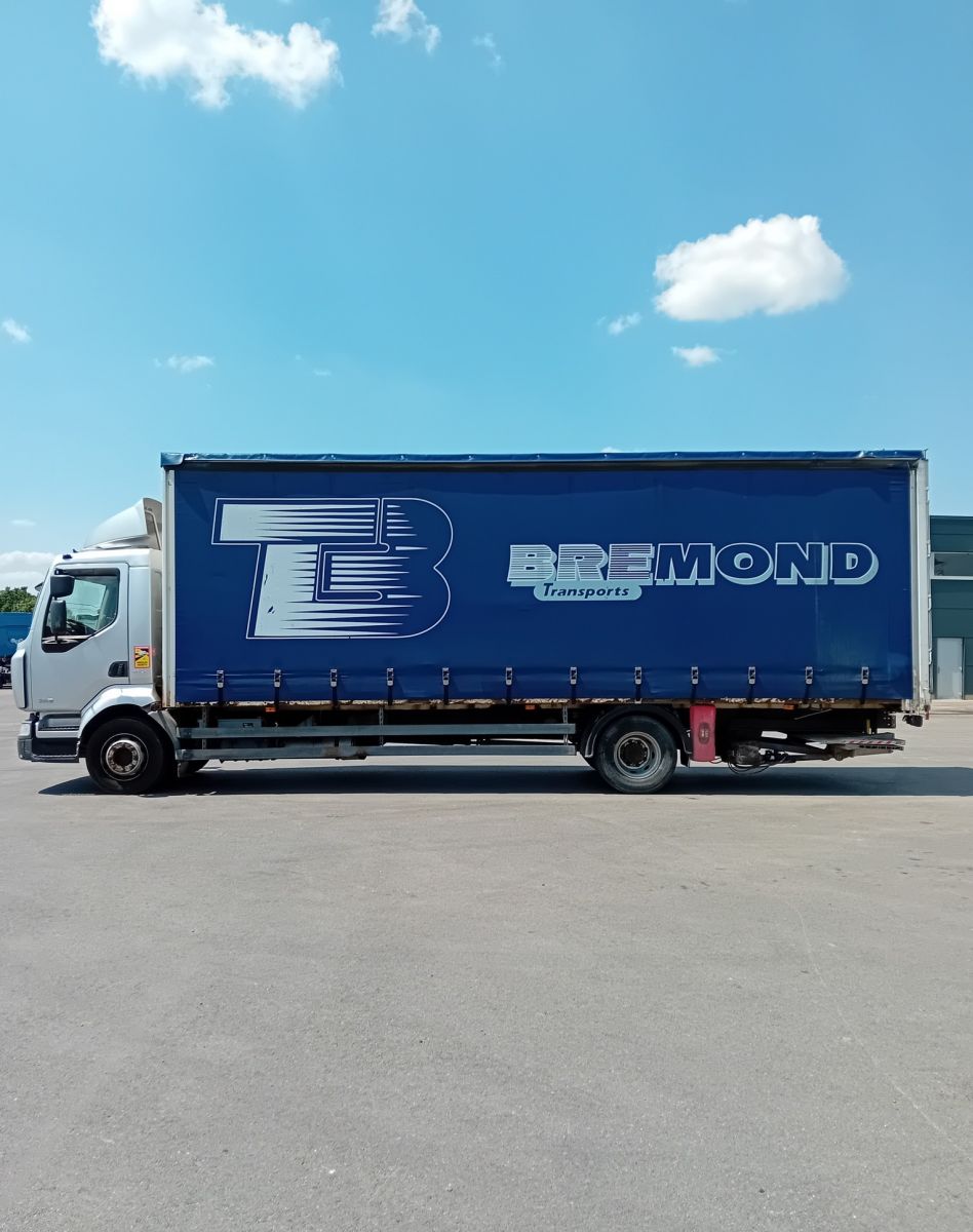 Houffalize Trading s.a. - occasion camion Porteur Fourgon baché RENAULT  MIDLUM 280 dxi Fourgon baché (Belgique - Europe)