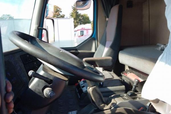 Vente occasion Tracteur - RENAULT DCI 420  TRACTEUR (Belgique - Europe) - Houffalize Trading s.a.