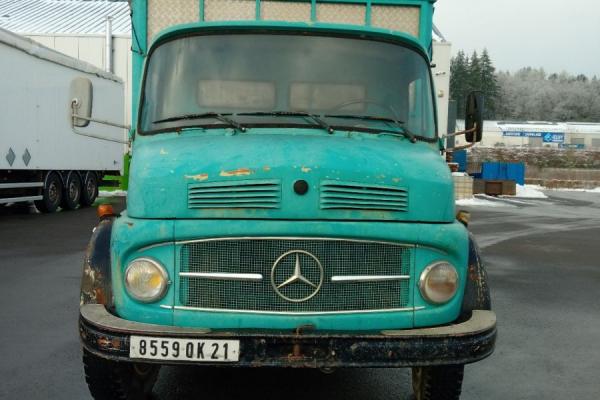 Vente occasion Porteur - MERCEDES L1113BR  CAMION BETAIL (Belgique - Europe) - Houffalize Trading s.a.