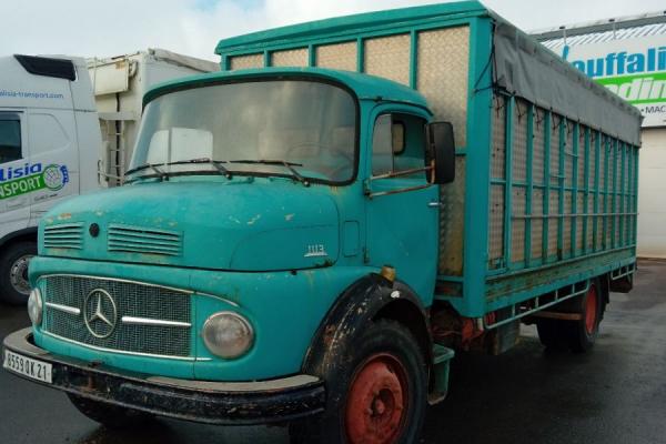 LKW-Einheiten - MERCEDES L1113BR  CAMION BETAIL (Belgique - Europe) - Houffalize Trading s.a.