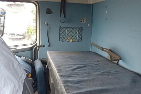 Piezas - VOLVO FH 440 for Parts - no docs    (Belgique - Europe) - Houffalize Trading s.a.