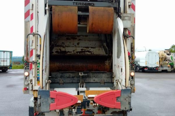 LKW-Einheiten - RENAULT Premium 310 dxi 6x2  Camion poubelle - BOM (Belgique - Europe) - Houffalize Trading s.a.