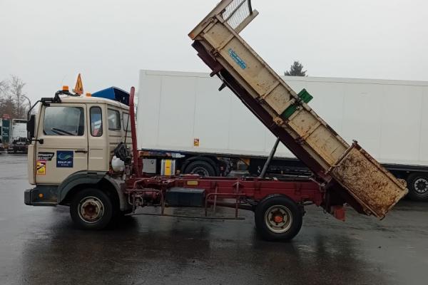 Vente occasion Porteur - RENAULT Midliner M140  Camion benne (Belgique - Europe) - Houffalize Trading s.a.